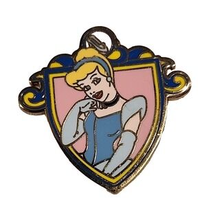 Disney Pin CINDERELLA PRINCESS CREST SHIELD PINK Artist Proof AP 00000